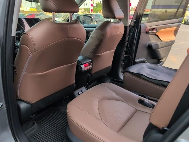 2025 Toyota Highlander Hybrid Limited 25th Edition