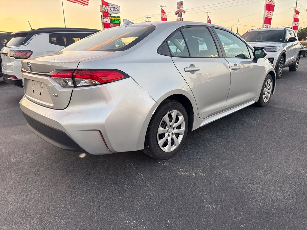 2025 Toyota Corolla LE