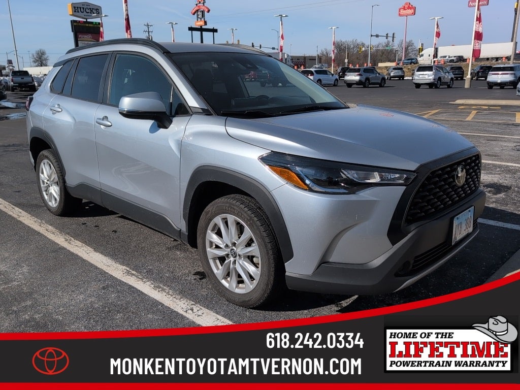 2022 Toyota Corolla Cross LE