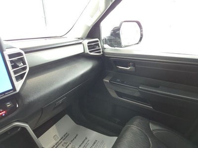 2023 Toyota Sequoia SR5