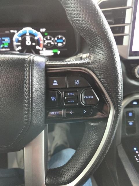 2023 Toyota Sequoia SR5