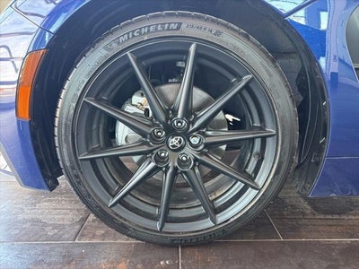 2025 Toyota GR86 Premium