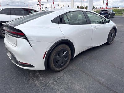 2025 Toyota Prius LE