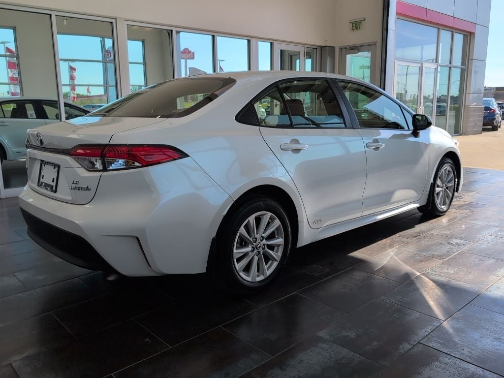2024 Toyota Corolla Hybrid LE