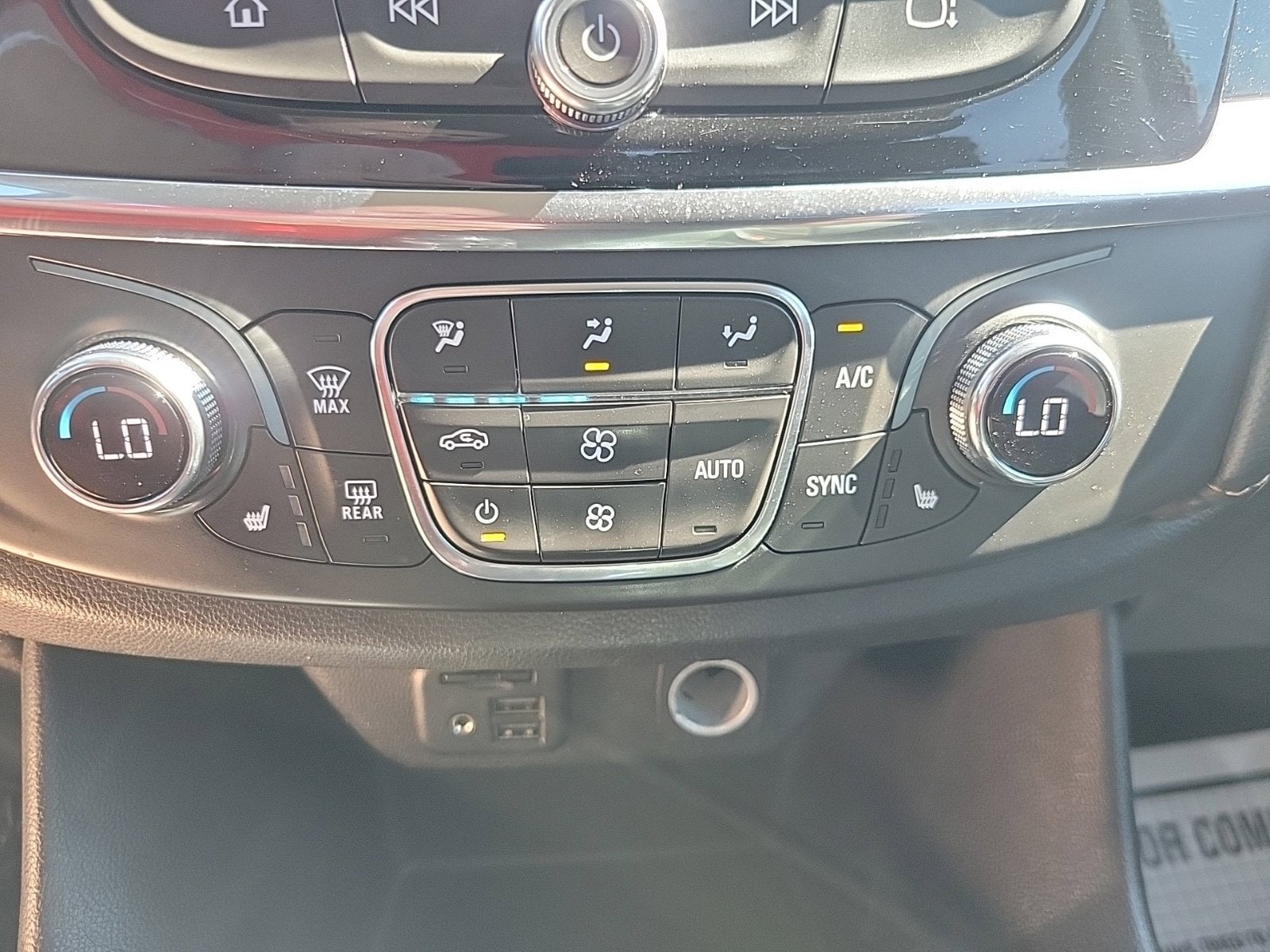 2020 Chevrolet Traverse LT Leather