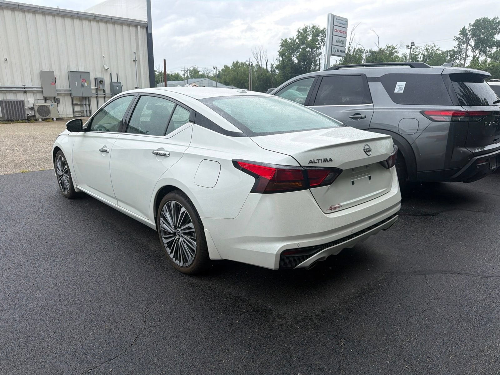 2024 Nissan Altima SL