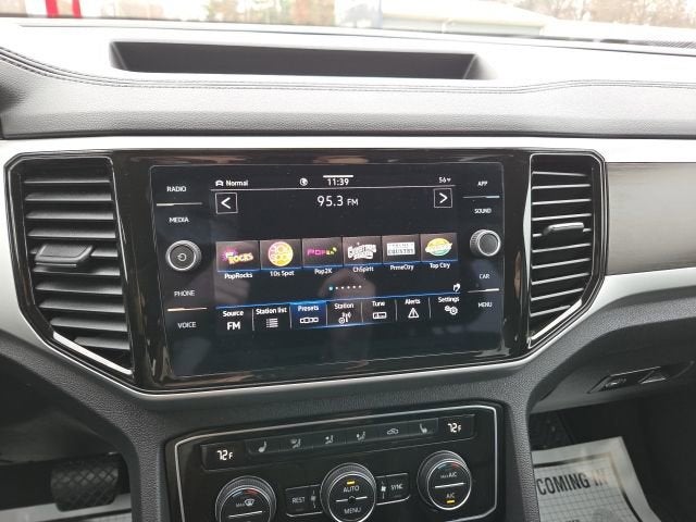 2023 Volkswagen Atlas 3.6L V6 SE w/Technology