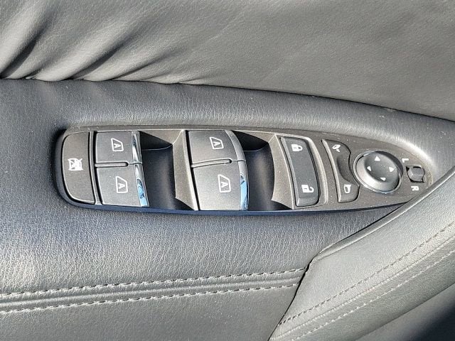 2024 Nissan Armada SV
